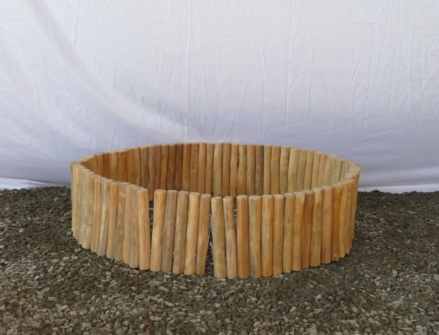 Artikelbild 6 des Artikels “Bordürenrolle aus Teakholzzweigen 250 x 20 cm aus SVLK-Teakholzzweig “